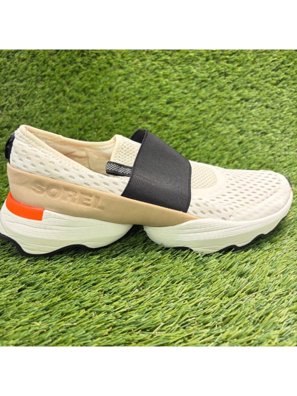 Sorel Kinetic Impact Strap Womens Size 9 White Athletic Slip On Shoes Sneakers